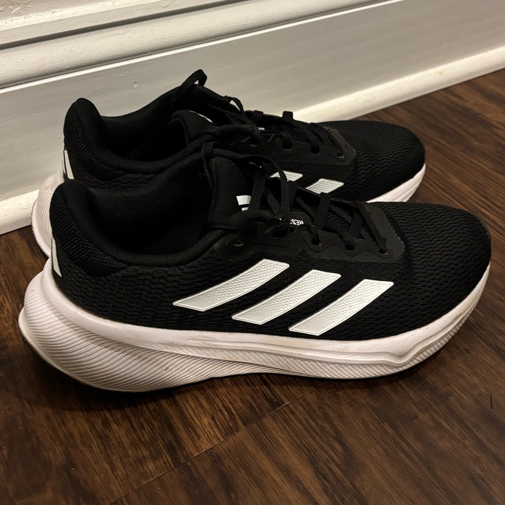 Adidas Response Running Shoe Sneakers Black White Stripes Woman’s Athletic 8